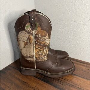 Women's Justin Gypsy Square Toe Boots Camo Size 9.5B